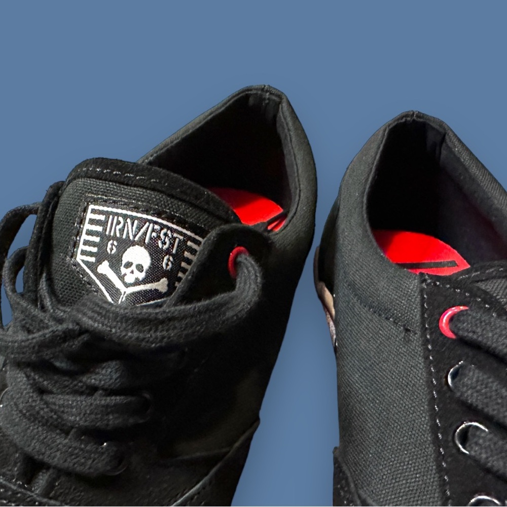 ๐HP!๐ NWOT (No Box) Iron Fist Black and Red Canvas Sneakers. Size 7.5 Menโs ๐ - Picture 6 of 8